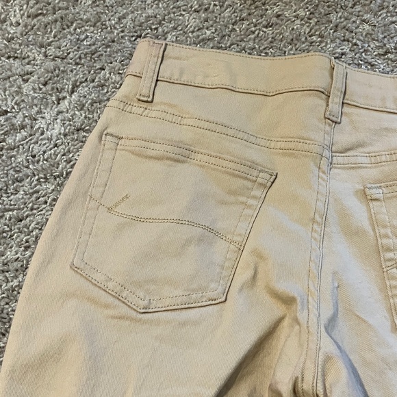 Lee Women's Cropped Beige Jeans - Picture 11 of 14